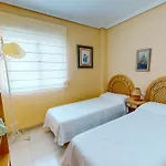 Apartment Sergi, Planta Baja, Terraza Y Piscina By Family Homes