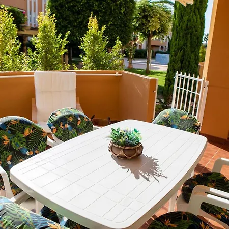 Sergi By Family Homes *